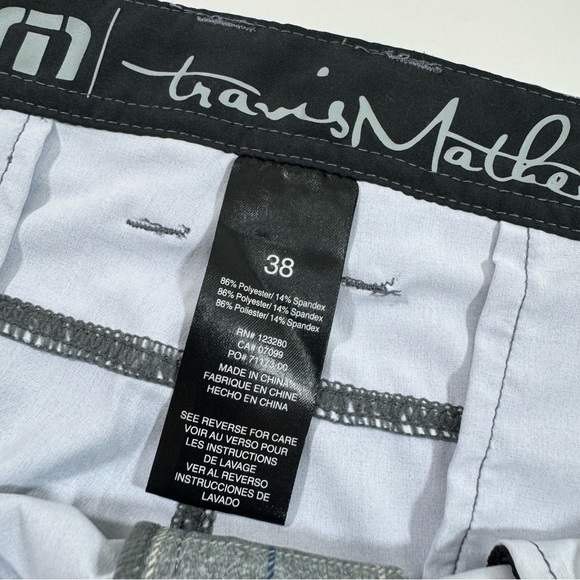 Travis Mathew Flat Front Shorts Grey Blue Check Print - Picture 3 of 5